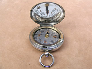 Dennison MK VI British Army Officers pocket compass